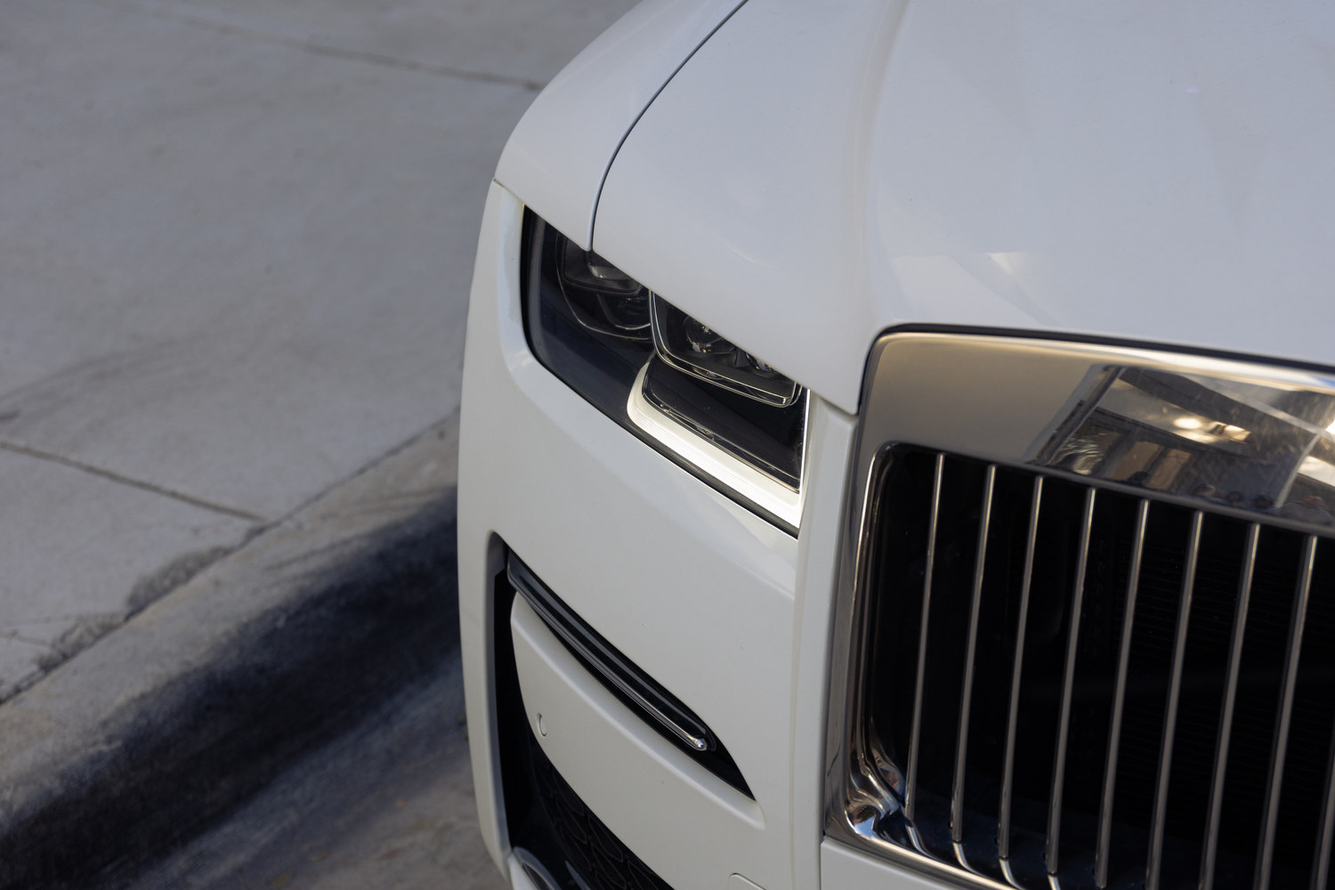 Rolls-Royce Ghost grille close-up