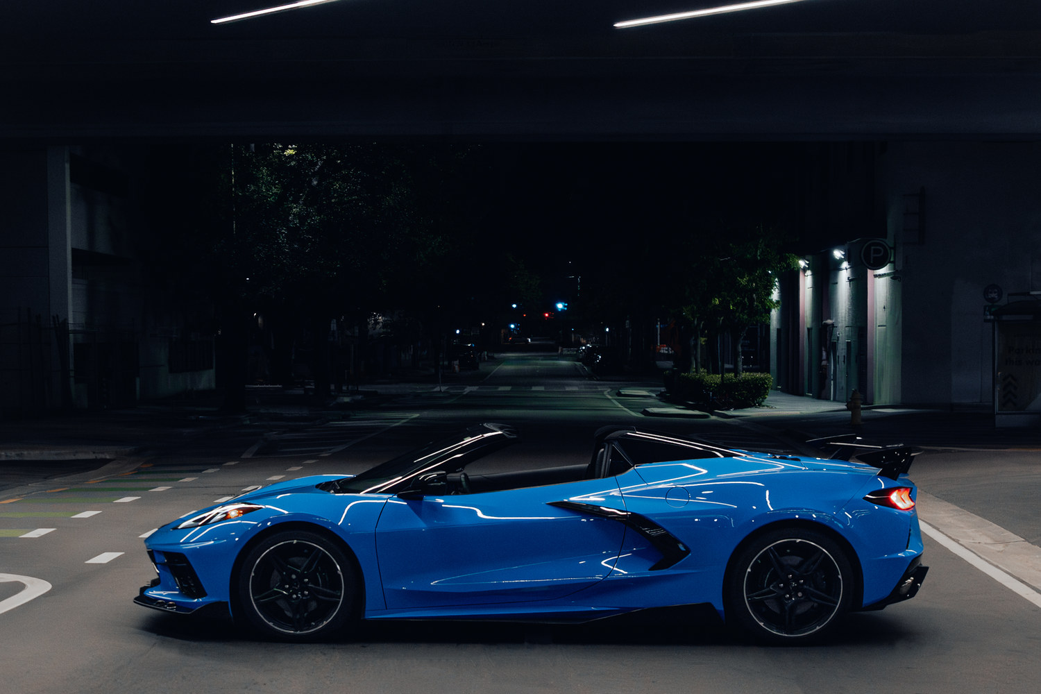 Corvette C8 side profile