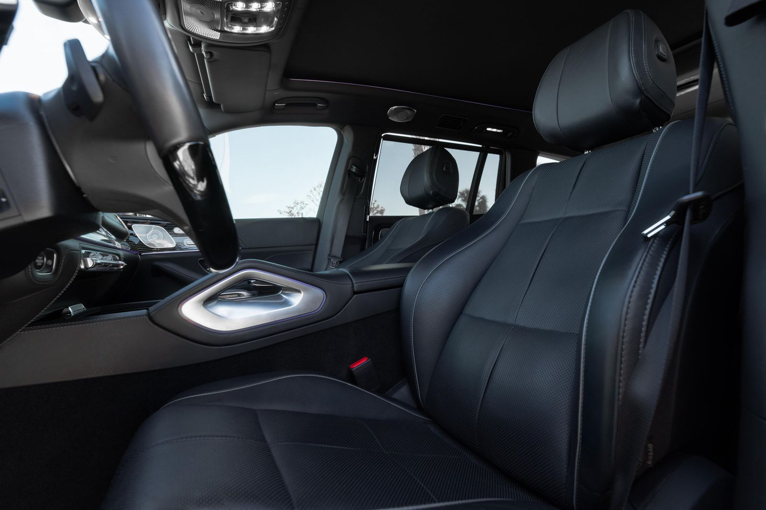 Maybach GLS 600 seat detail