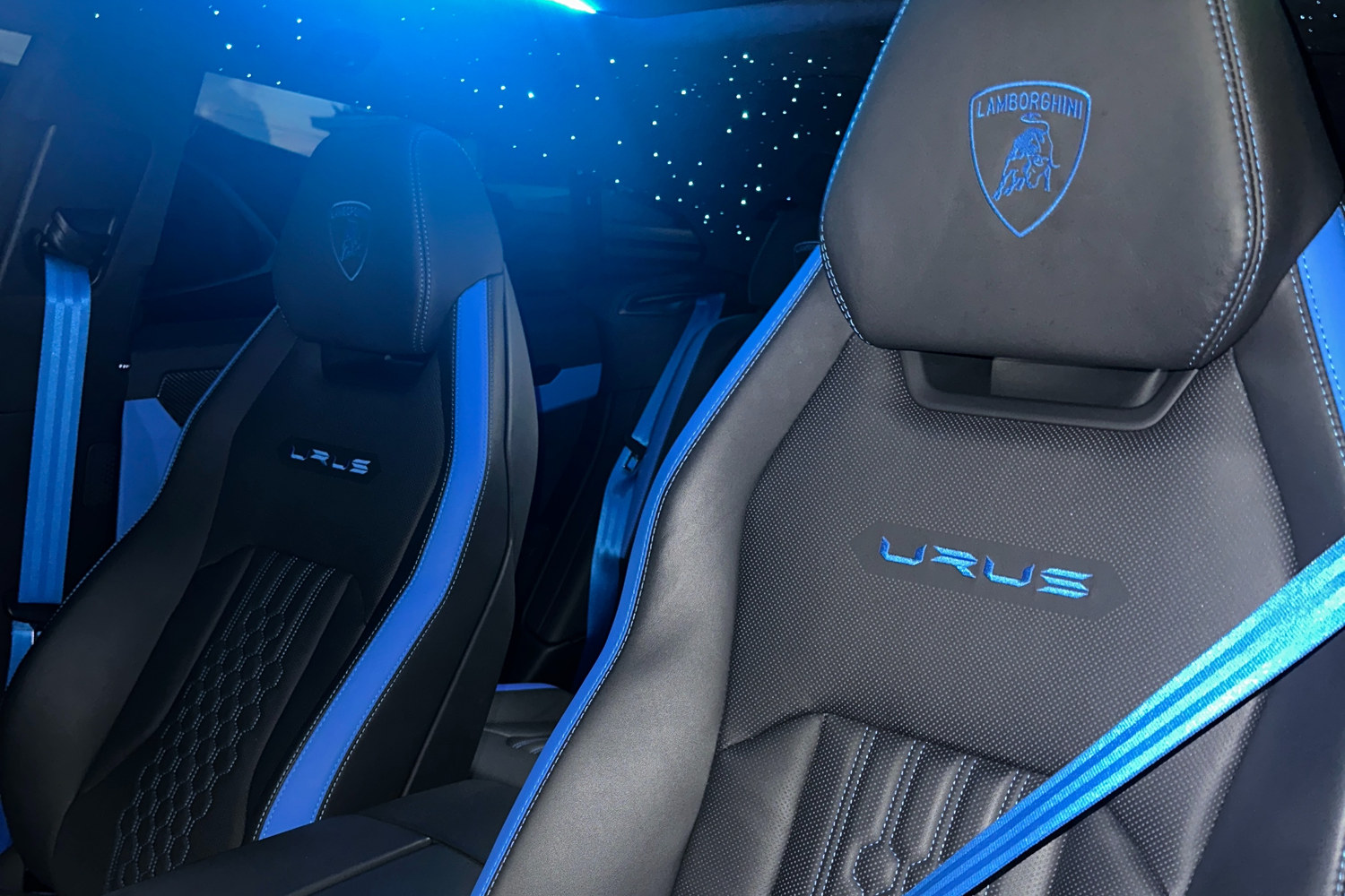 Lamborghini Urus S seat detail
